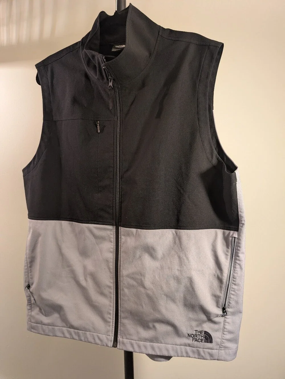 The North Face Men’s Black and Light Gray Softshell Vest